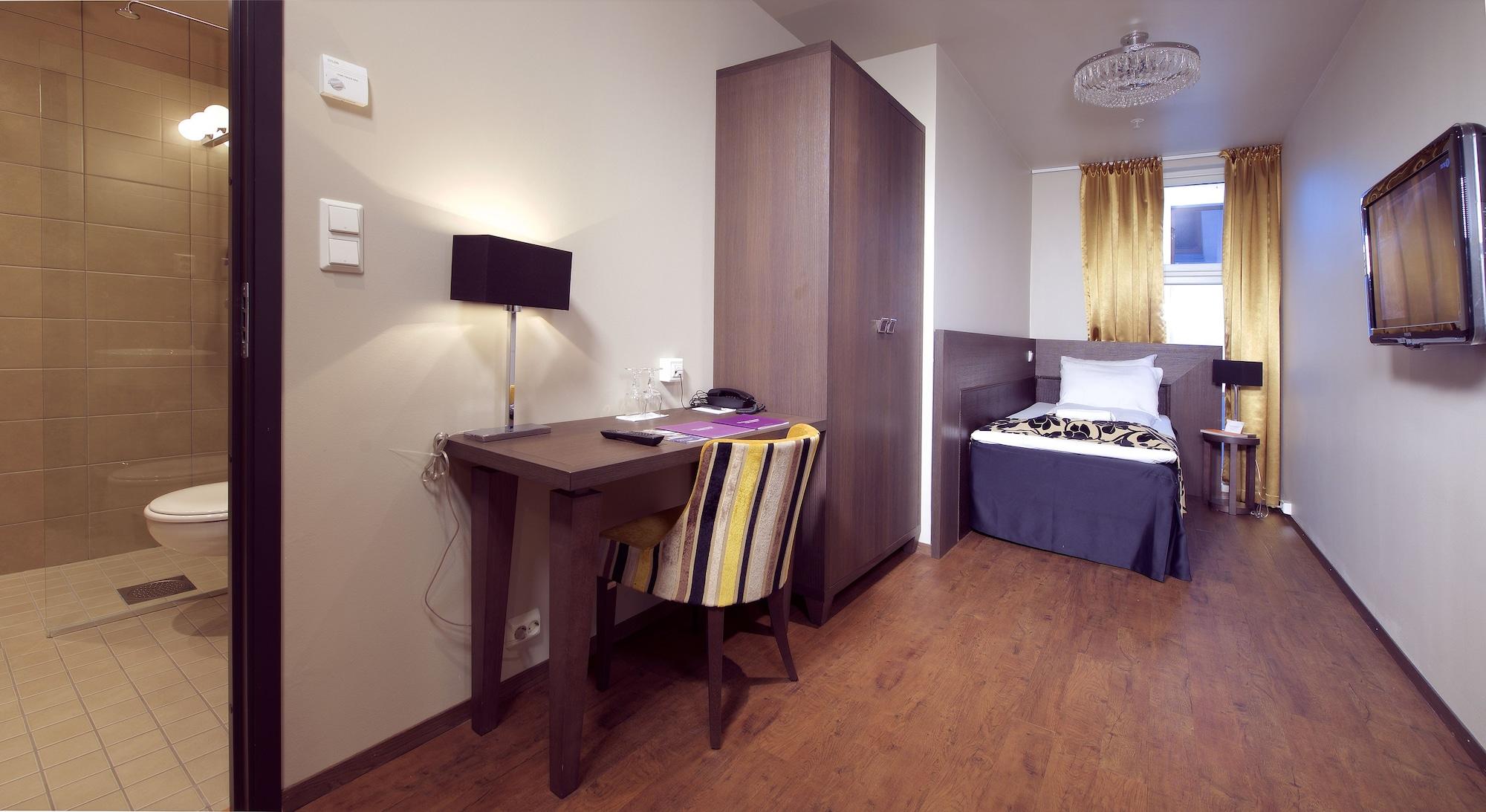 Banken Hotel Haugesund Buitenkant foto